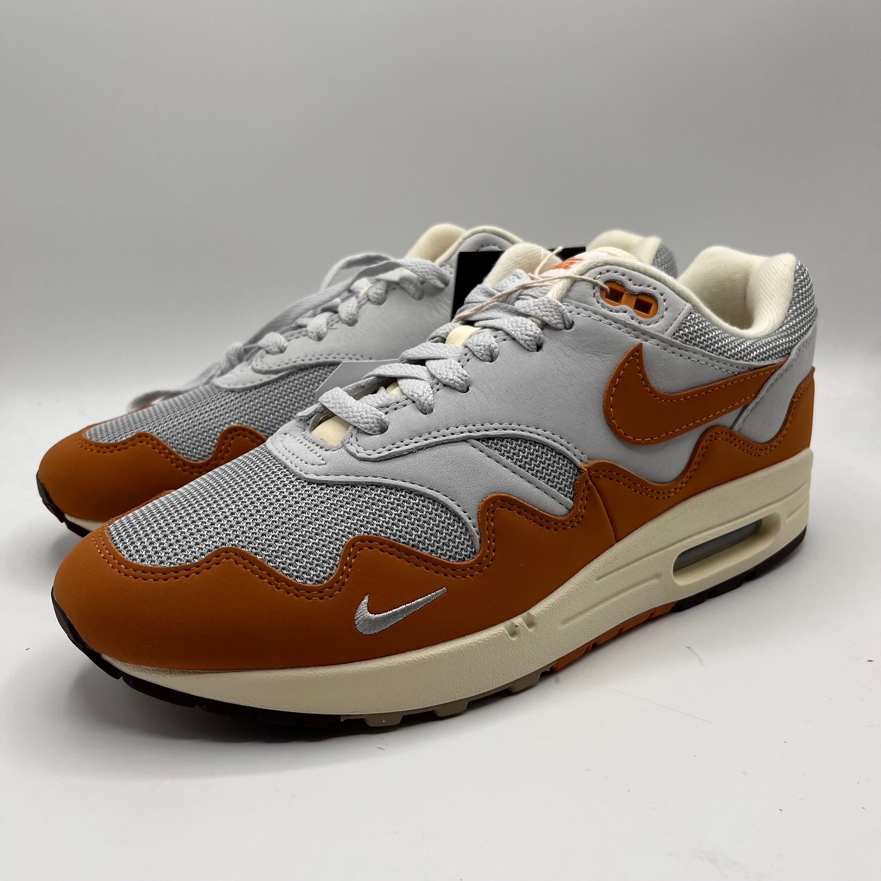 Nike Air Max 1 /P, Metallic Silver Monarch - UK7.5