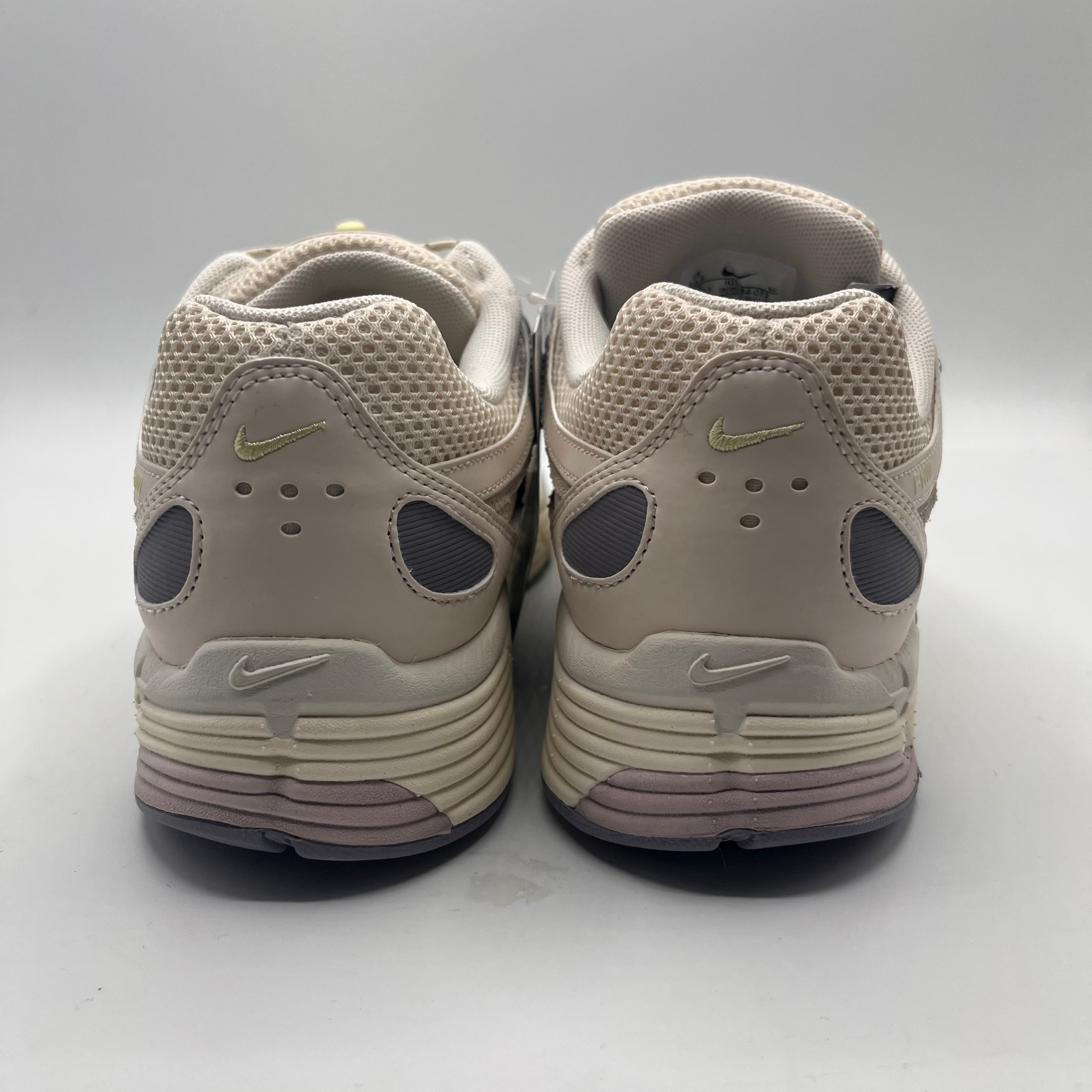 W Nike P-6000 PRM, Light Bone - UK8
