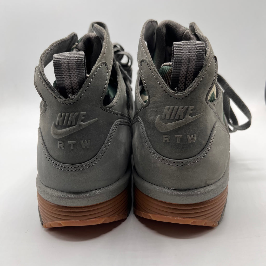 Crtz x Nike Air Huarache SP, Gully Grey.