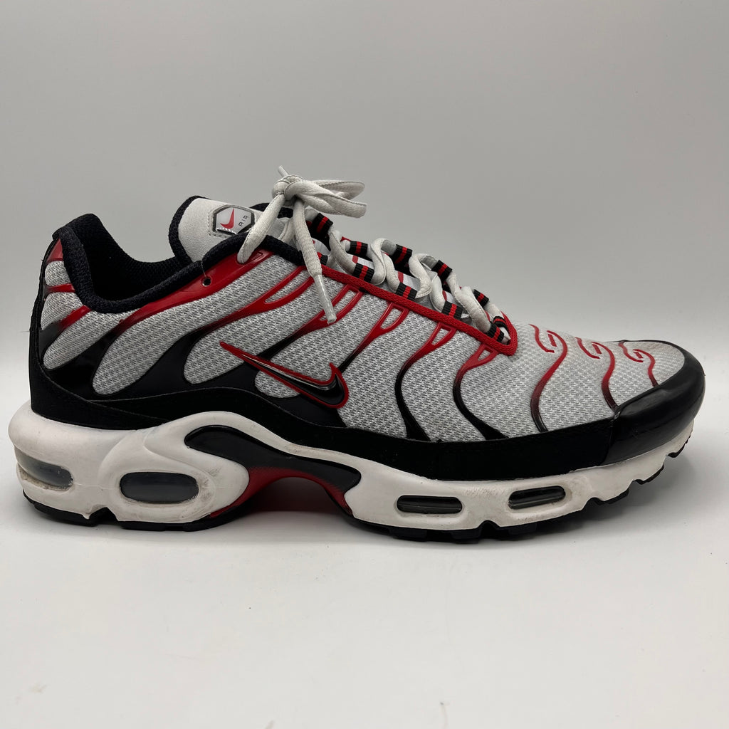 Nike Air Max Plus, University Red - UK8.5