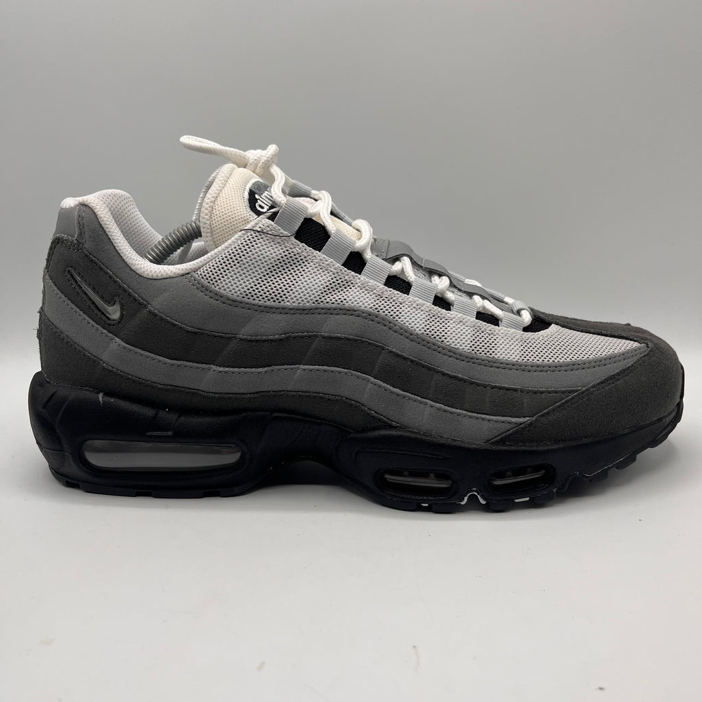 Nike Air Max 95, Photon Dust - UK10