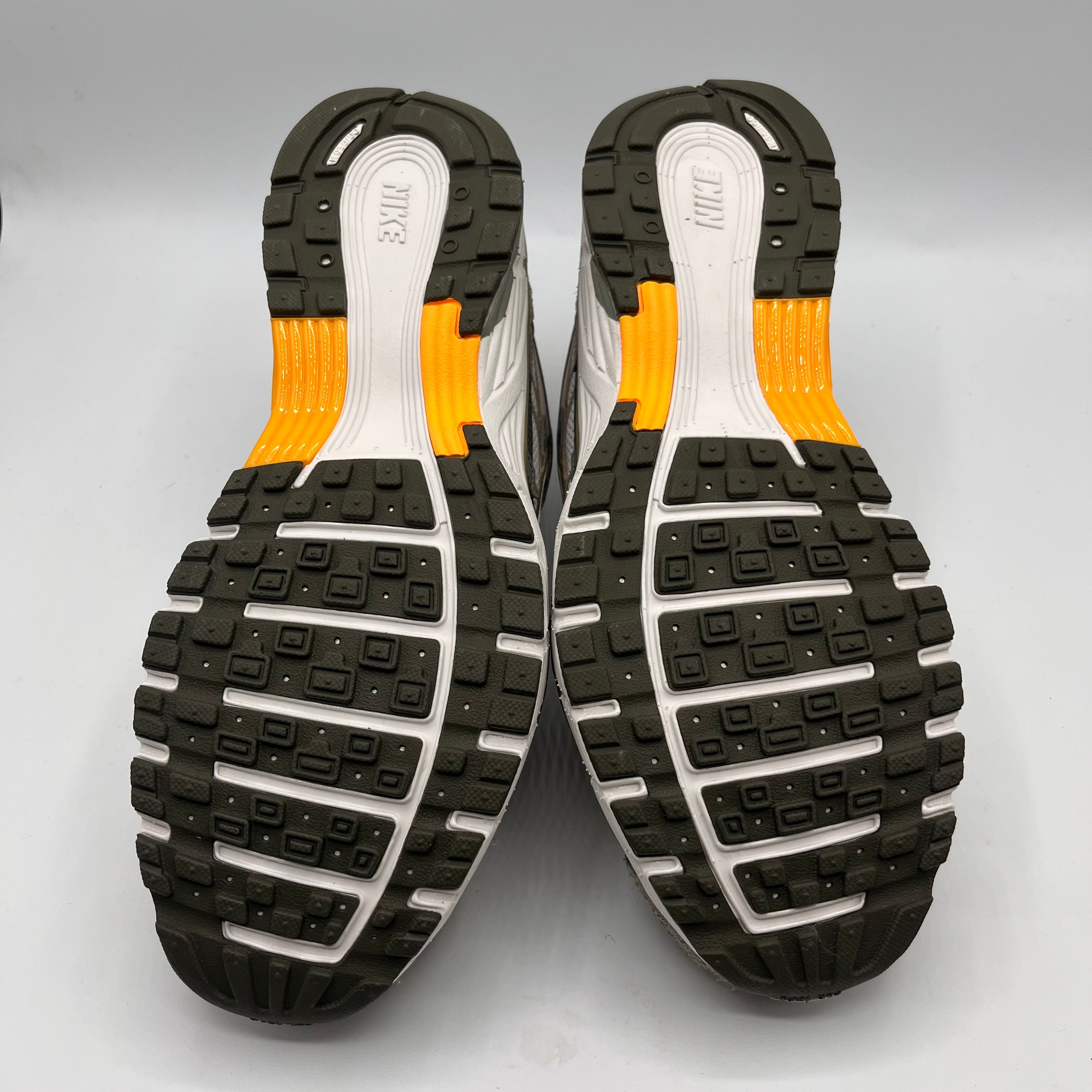 Nike P-6000, Cargo Khaki.