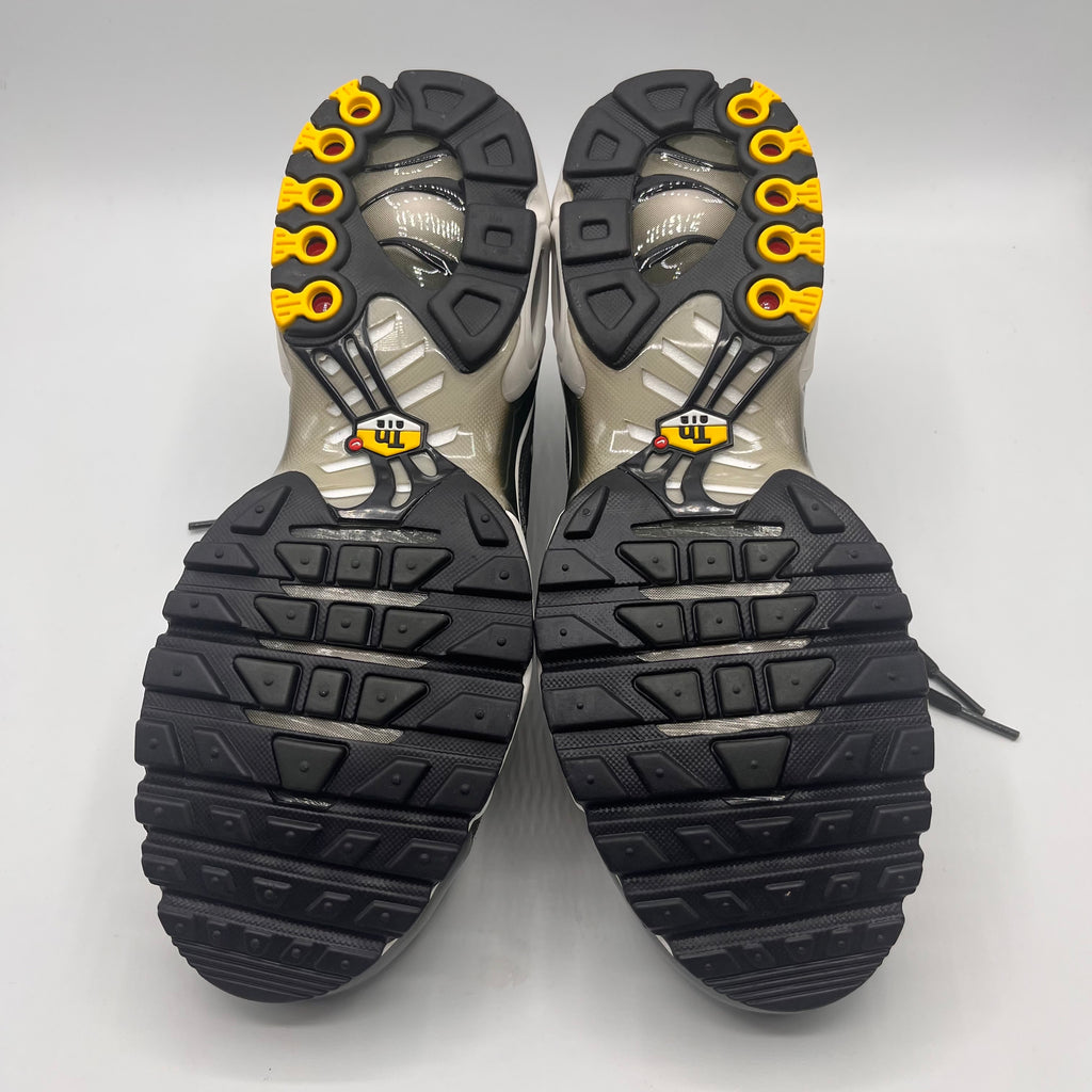 Nike Air Max Plus, Cargo Khaki.