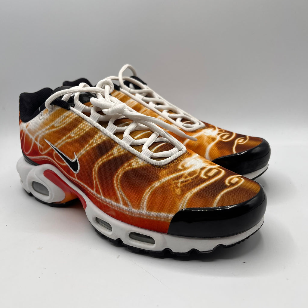 Nike Air Max Plus OG, Light Photography.