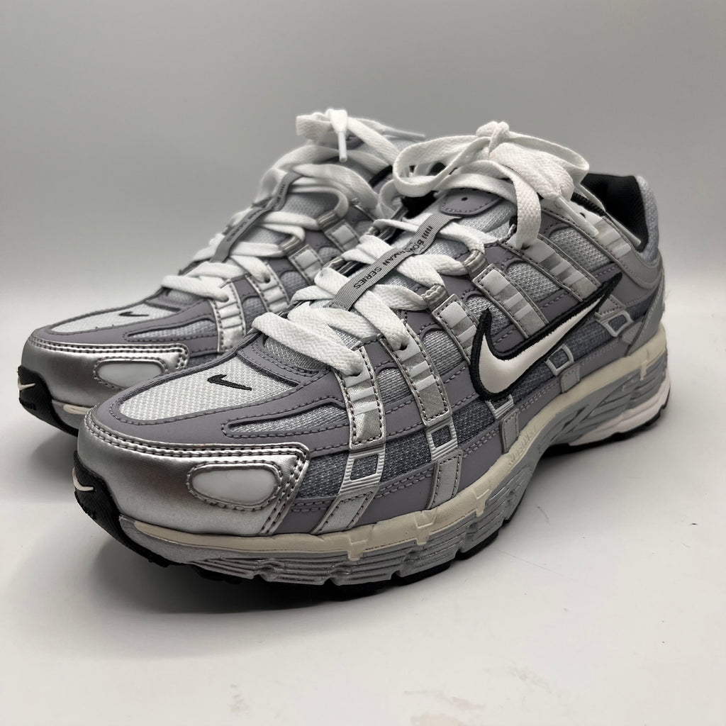 Nike P-6000, Metallic Silver - UK7.5