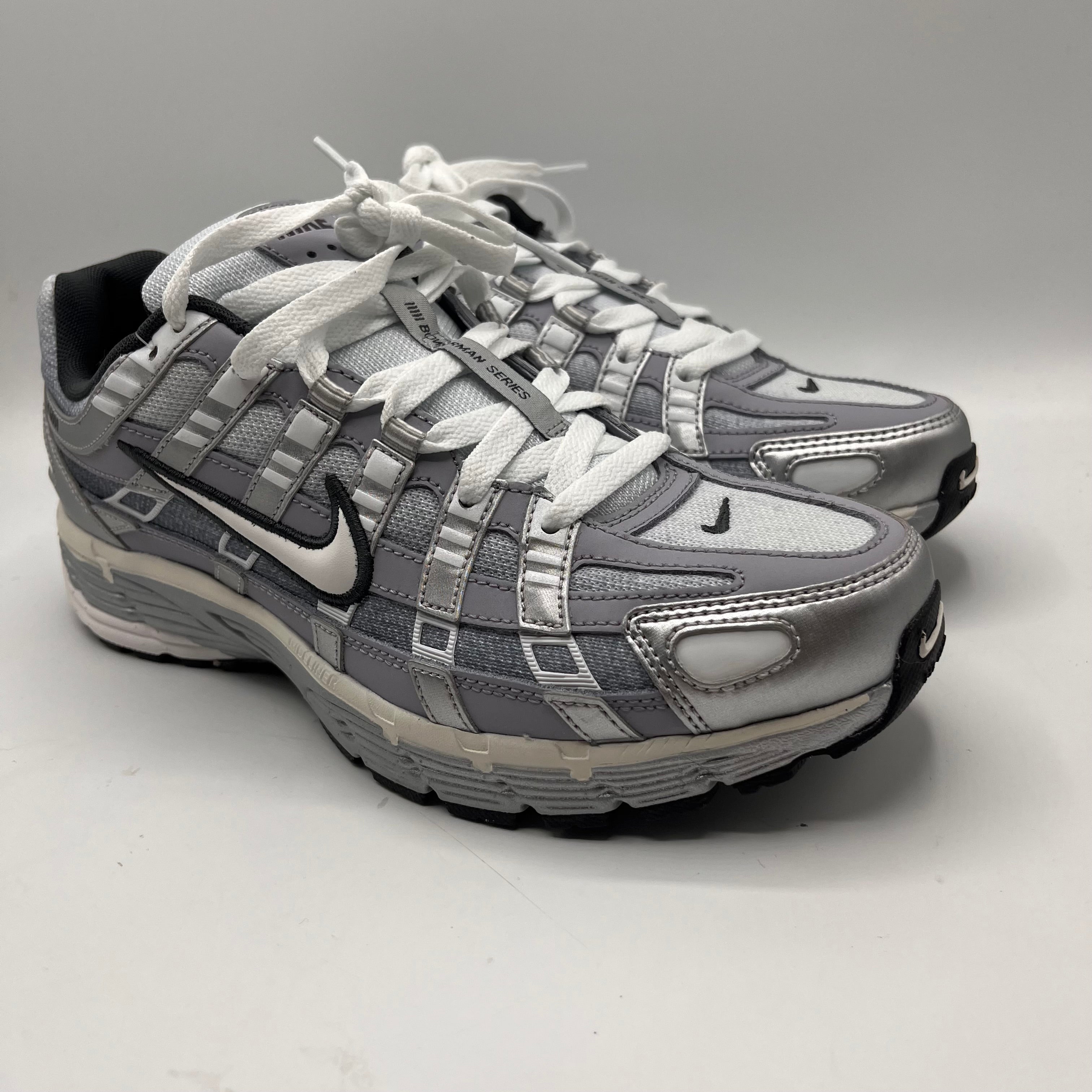 Nike P-6000, Metallic Silver - UK7.5