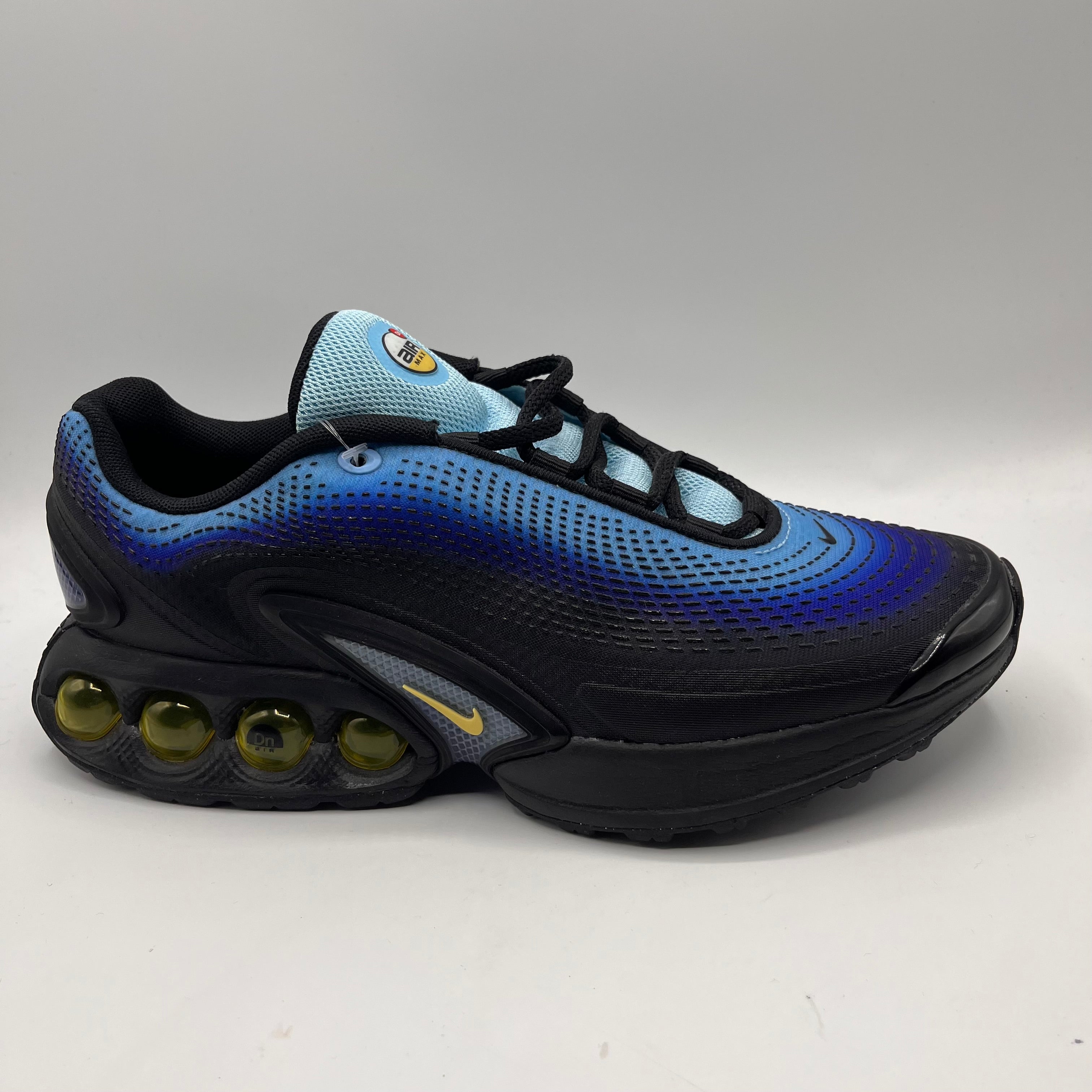 Air Max DN SE, Chamois Hyper Blue - UK7